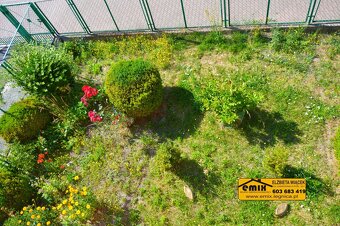2 pokoje, I piętro, balkon, własny parking, teren ogrodzony - 15