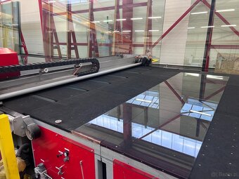 Stół do cięcia szkła CNC - 15