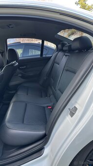 BMW E90 320D 2010r - 15