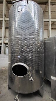 Zbiorniki UNICOM stojące o pojemności 4.500 L - 15