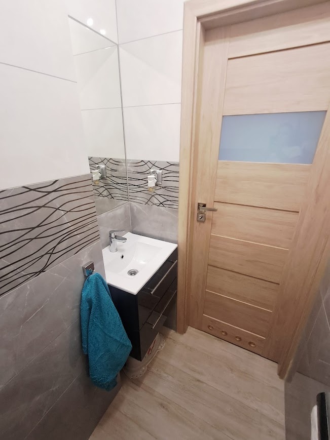 Mieszkanie o powierzchni 63m2, balkon, IV piętro, Kalisz - 16