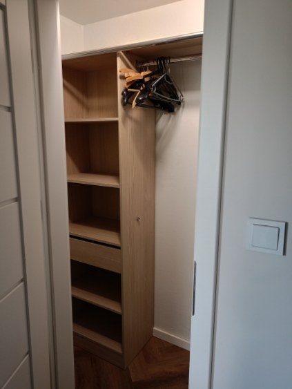 Sprzedam mieszkanie po generalnym remoncie - 16