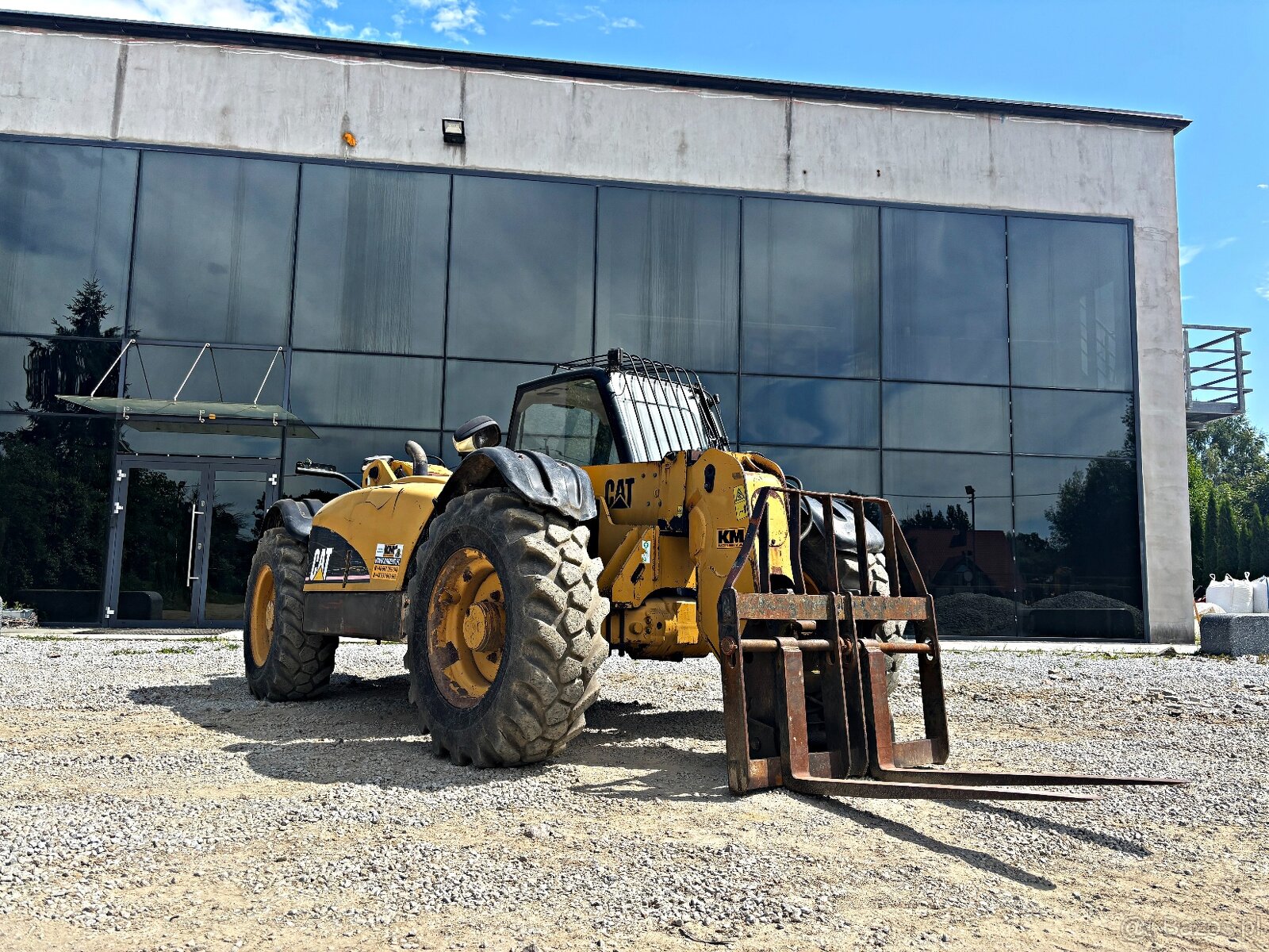Caterpillar TH330B ŁADOWARKA TELESKOPOWA 2004r. | JCB 531-70 - 16