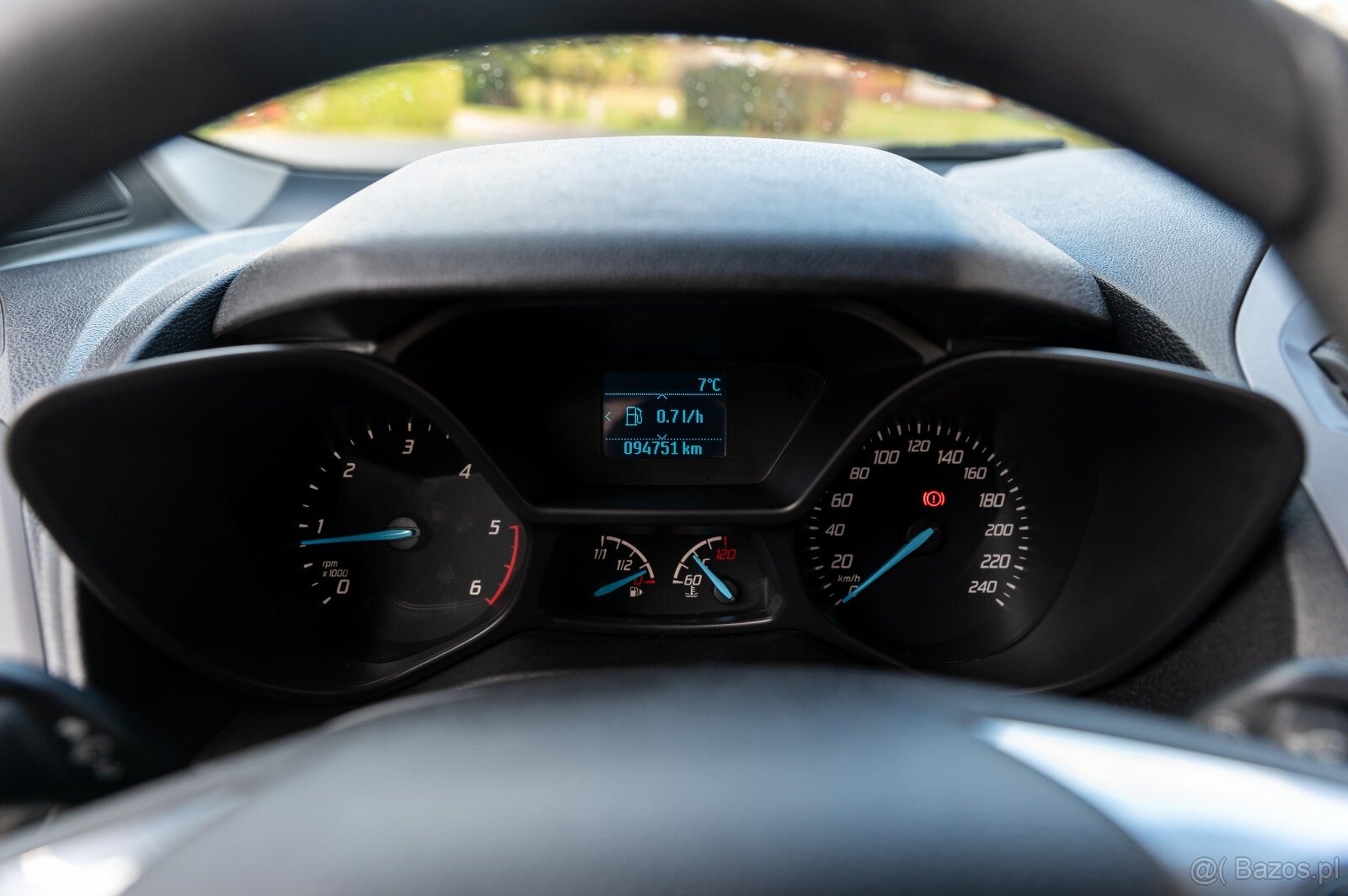 FORD TRANSIT CONNECT - 16