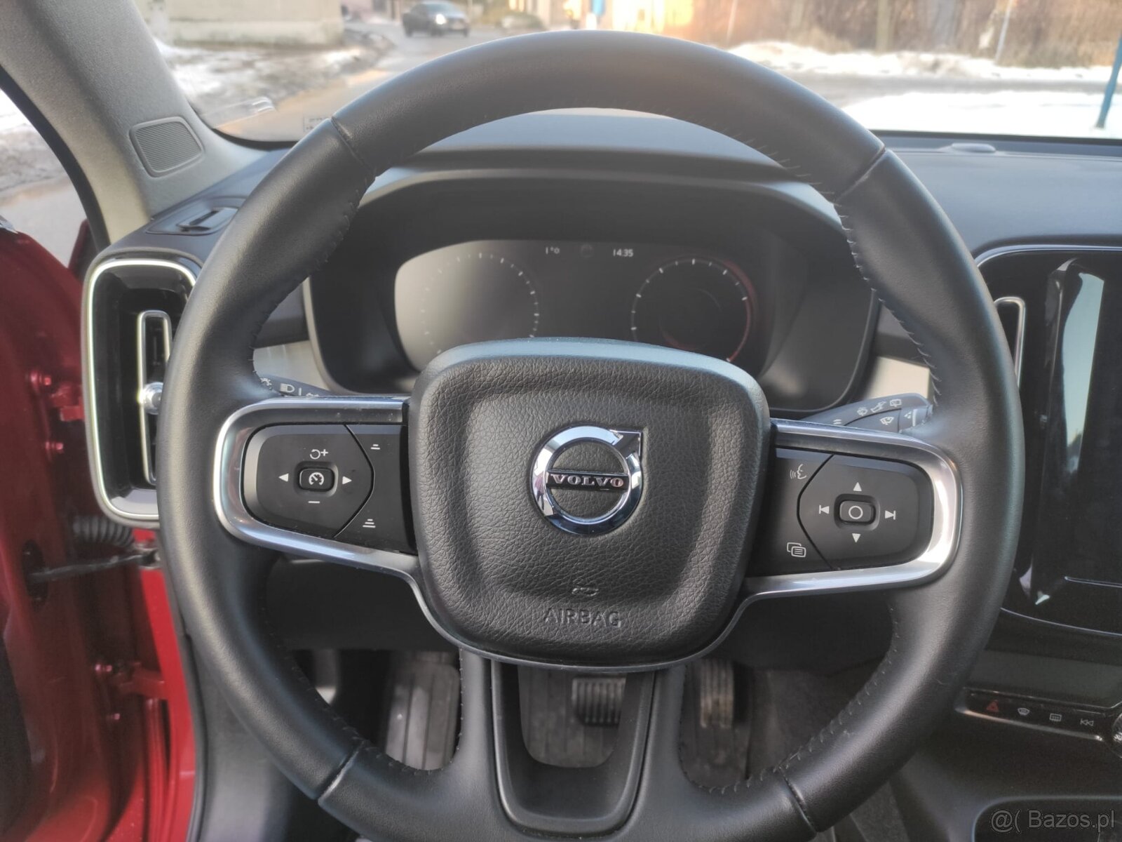 Sprzedam Volvo xc40 2019 - 16