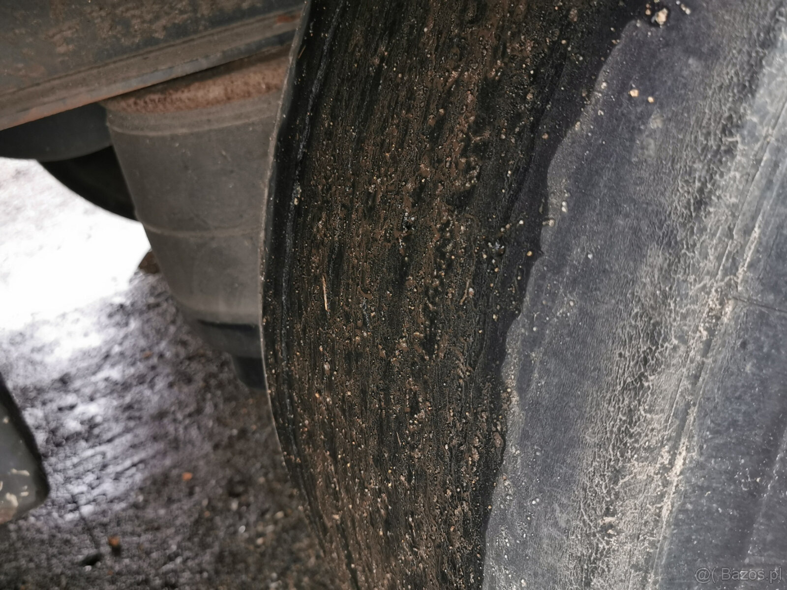 Sprzedam naczepę skrzyniową KRONE SD - USZKODZONĄ - 16