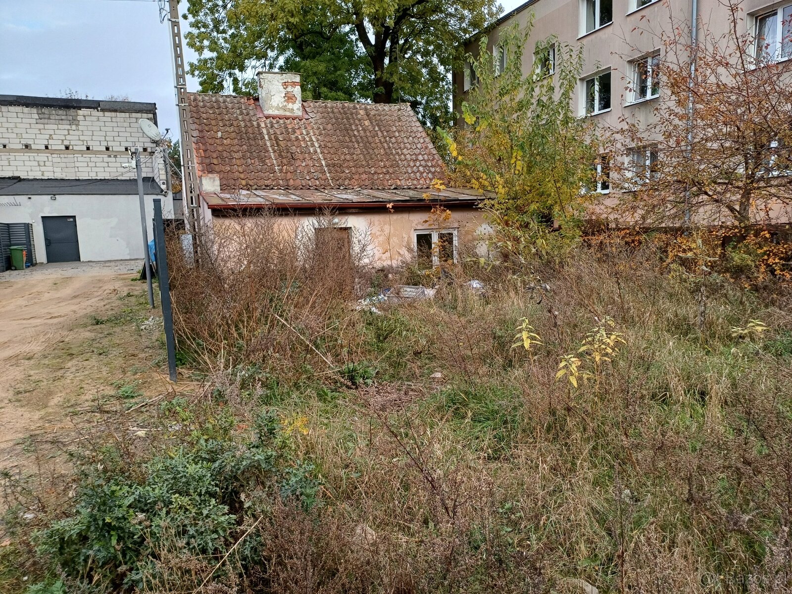 Lokal Handlowo-Usługowy 650 m2+Dom+Dwie działki obok siebie - 16
