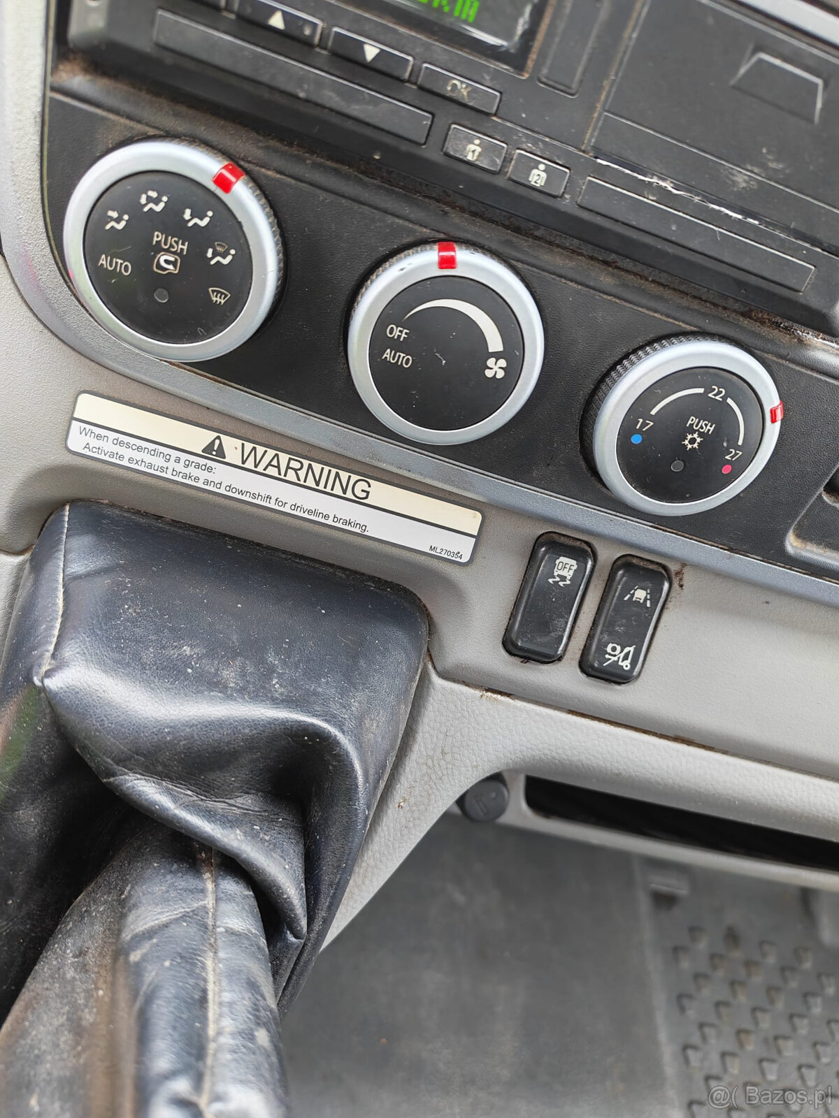 REZEWACJA Mitsubishi Fuso Canter hakowiec 4x2 Kontener - 16