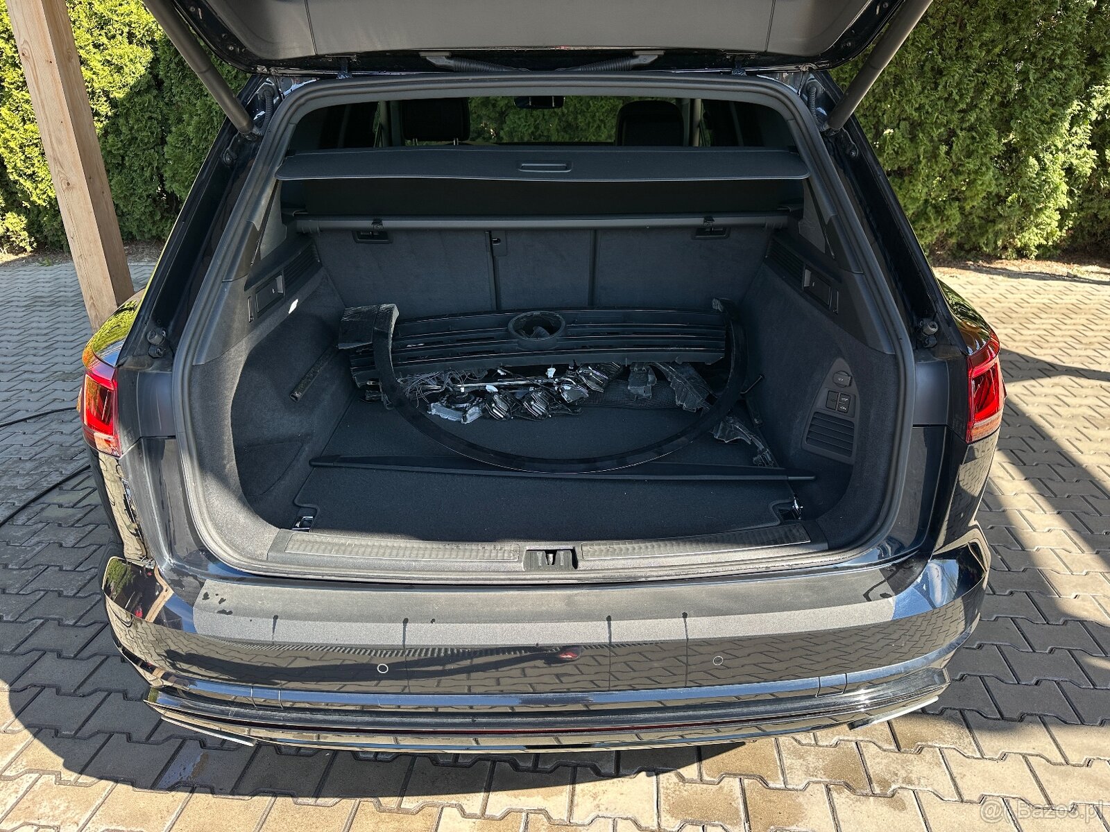 VOLKSWAGEN TOUAREG R-LINE 3.0 TDI VZDUCH PANORAMA MATRIX LED - 16