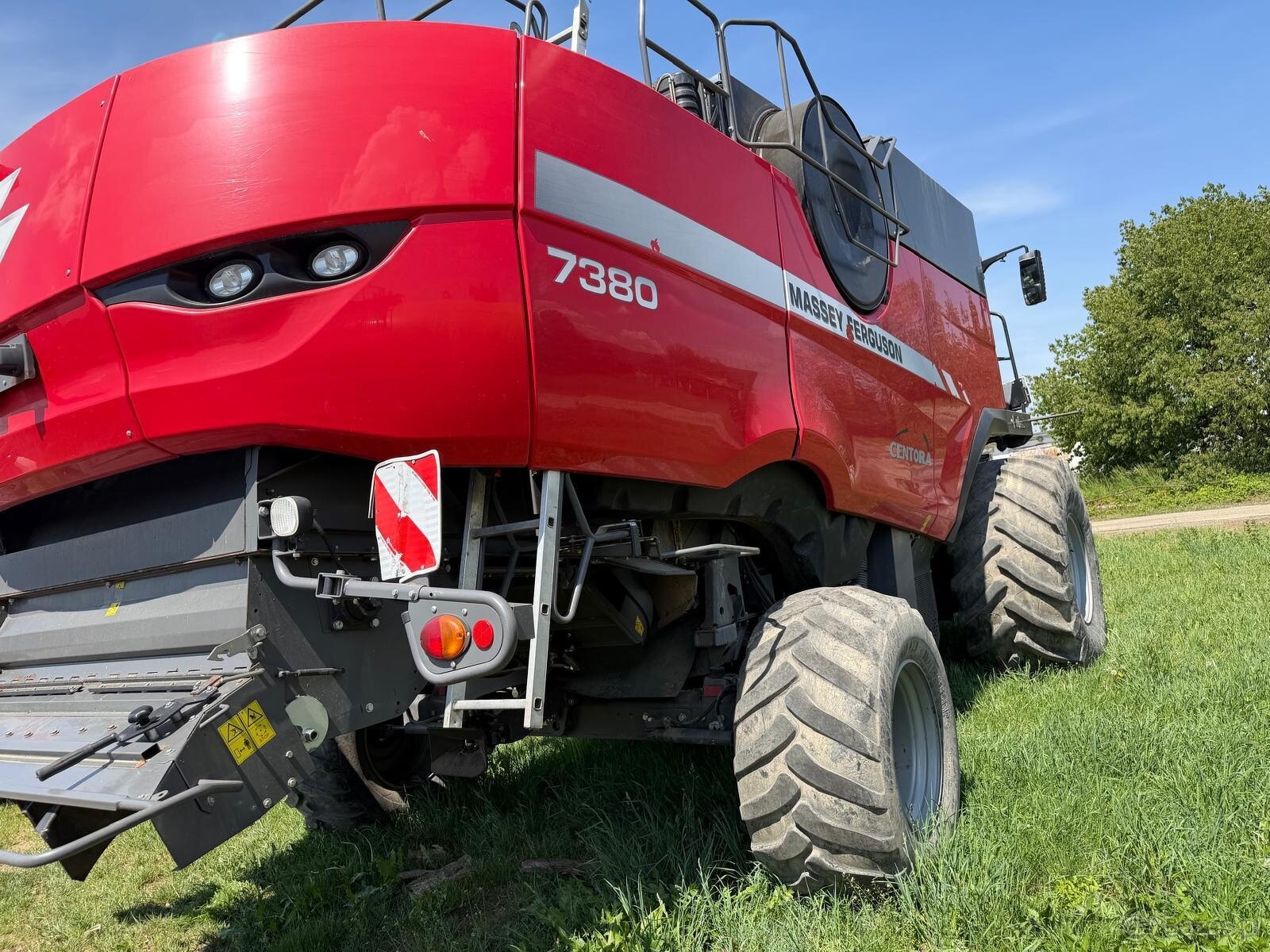 Kombajn zbożowy Massey Ferguson Cenyora 7380 rok prod. 2015 - 16