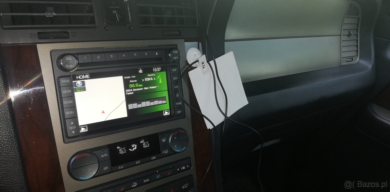 Lincoln Navigator 5,4 l, 4x4, 2012r. automat - 16