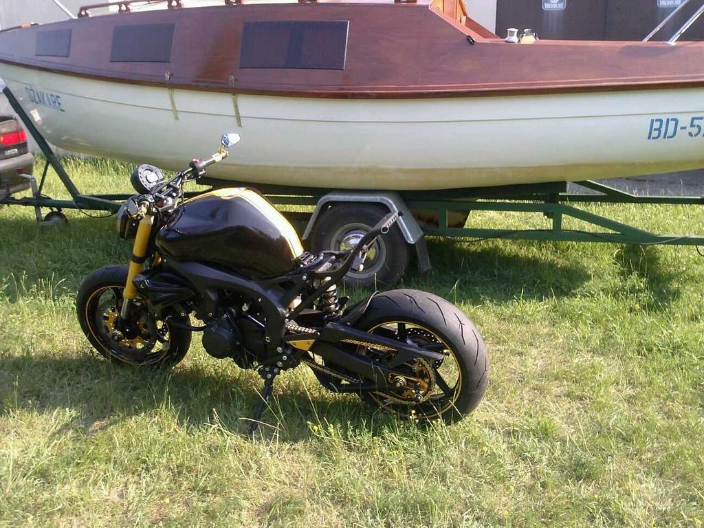 Jedyna taka Yamaha Fazer 600 - 16