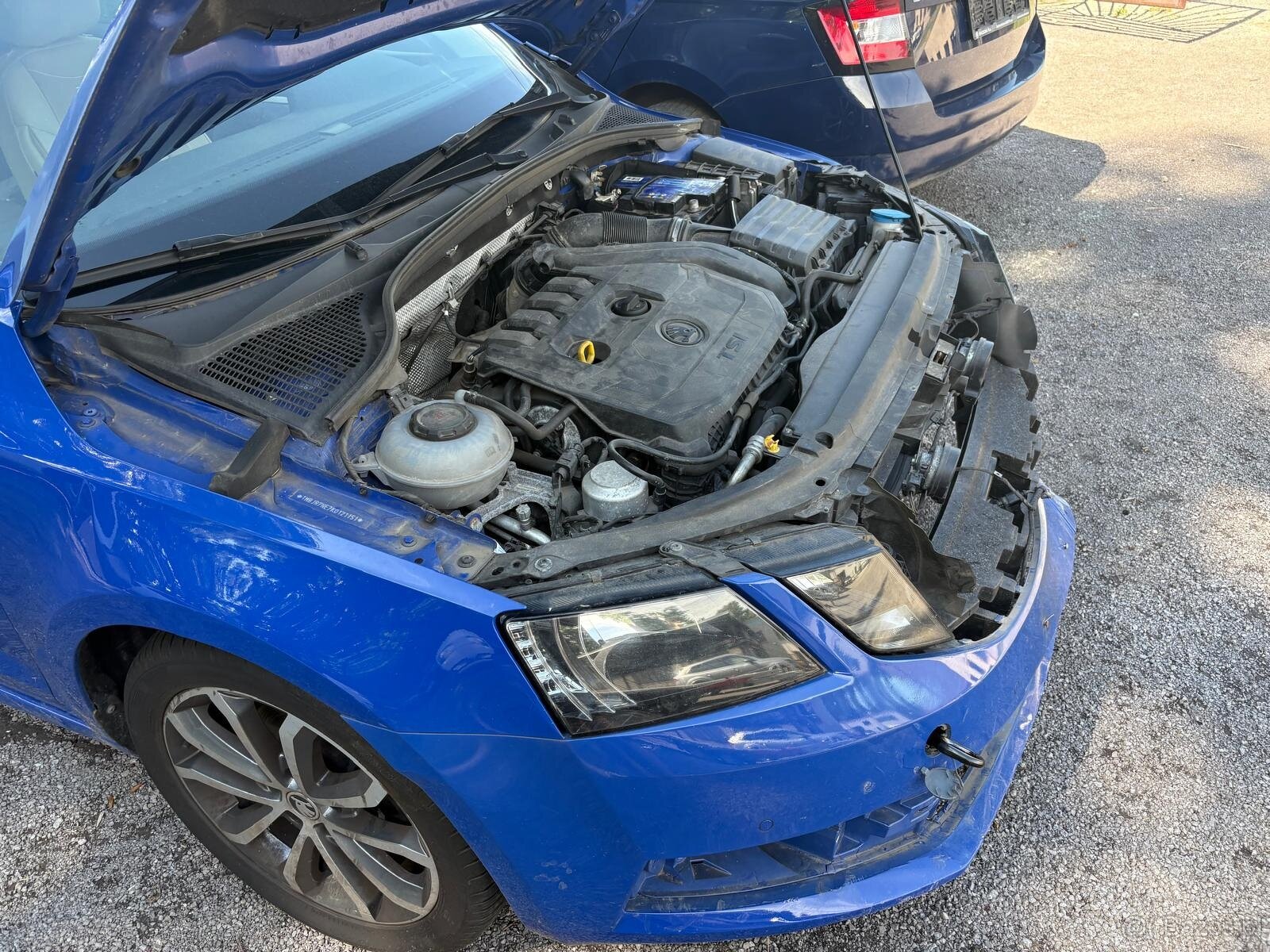 Škoda Octavia 1.5TSi, r.2019, climatronic - 16
