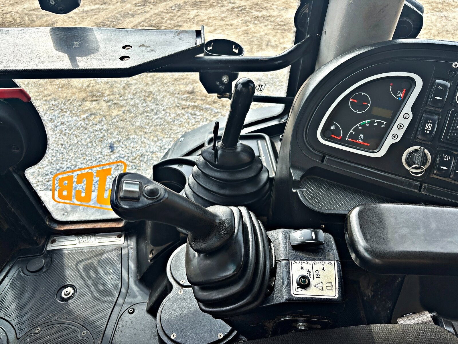 JCB 4CX KOPARKO-ŁADOWARKA 2013R | CAT 444, 434, NEW HOLLAND - 16
