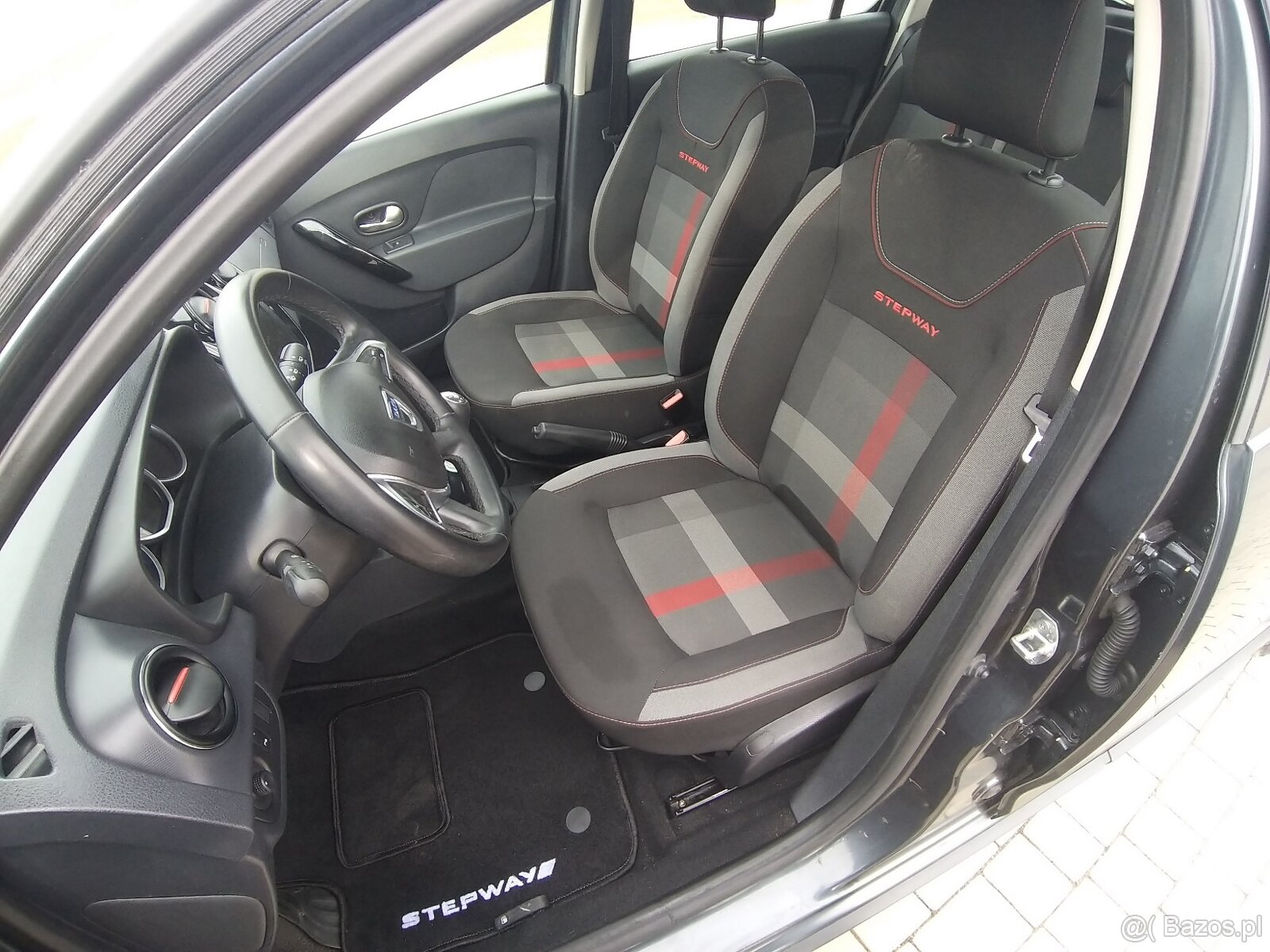 Sandero STEPWAY - 16