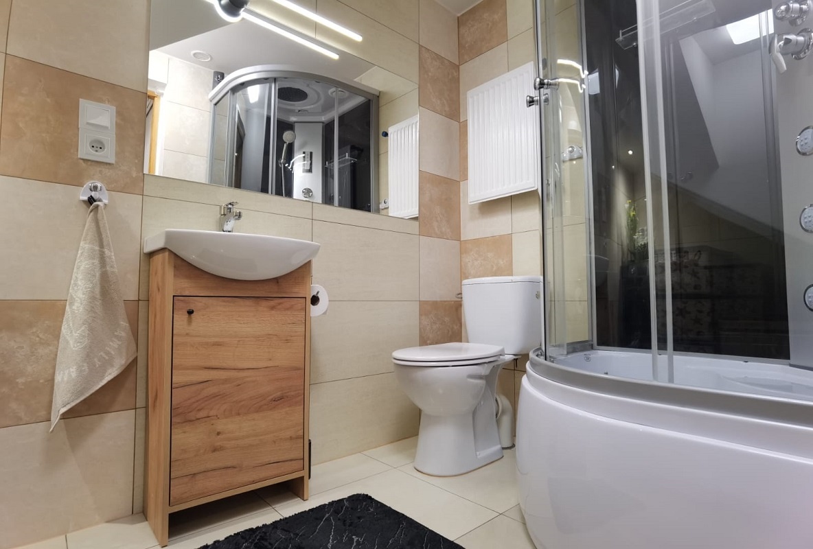 Dom wolnostojący po remoncie, Skalmierzyce,160 m², działka 1 - 16