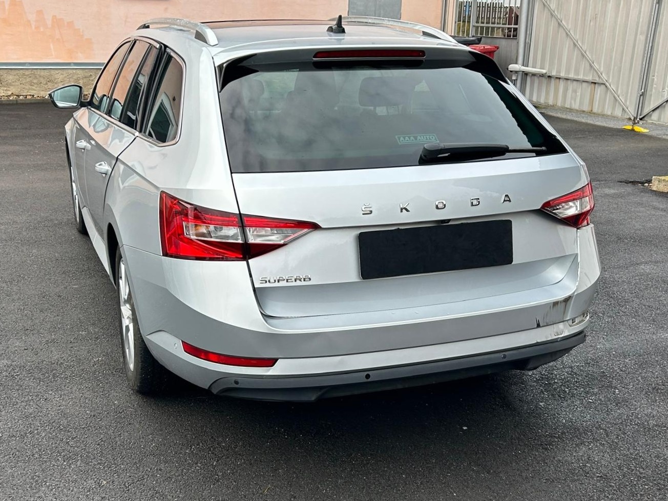 Škoda Superb 2.0 TDI 110 kW DSG - 16