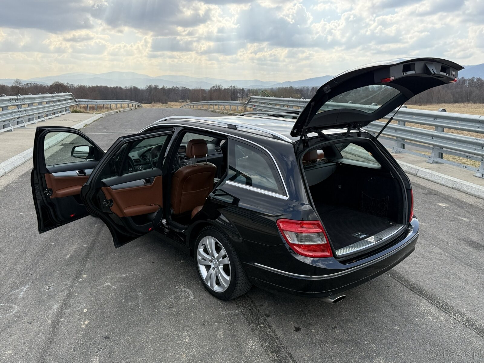 Mercedes-Benz Klasa C W204 1.8 2008r Kombi Avantgarde - 16