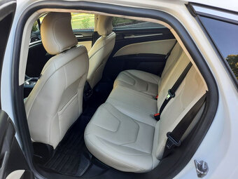 Ford Fusion 2018 2.0 EcoBoost Titanium - 16
