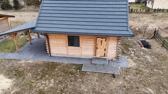 Do sprzedania drewniany domek położony na zielonym Roztoczu. - 16