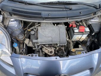 Toyota Yaris 1.0 2011r 67tys km klima - 16