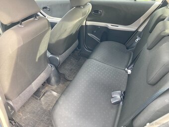 Yaris Atrakcyjny Wygląd - 16