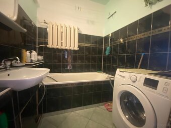 3 pokoje, 62.50m2, balkon, winda, do remontu, Os.Dobrzec - 16