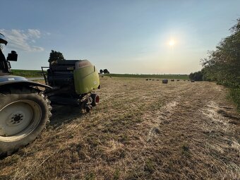 Claas variant 360 balíkovač lis na okrúhle balíky - 16