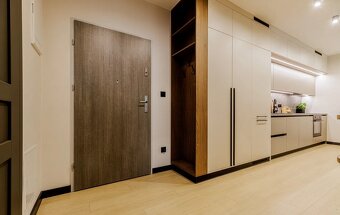 Mieszkanie o pow.50m2, VII p.,winda,  balkon,Podmiejska Nova - 16