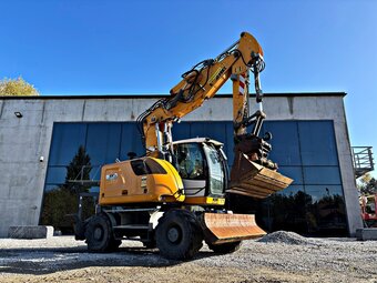 LIEBHERR A 914 COMPACT KOPARKA KOŁOWA 2014R | Liebherr R 914 - 16
