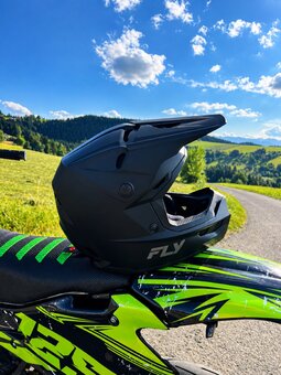 Husqvarna SM - 16