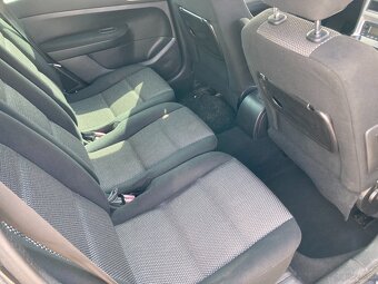 307 pojemność 2.0 HDI 7-Osobowy - 16