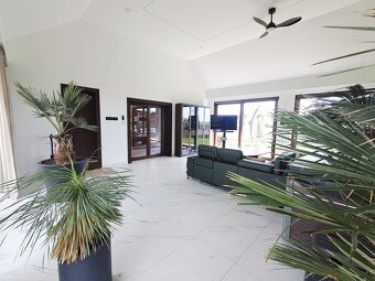 Dom jednorodzinny z ogrodem zimowym,działka 3818m2,Czartki - 16