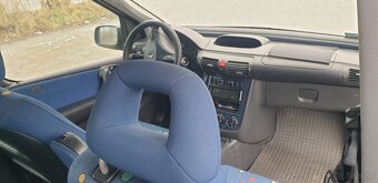 Mercedes Vaneo 1,7 d zadbany - 16