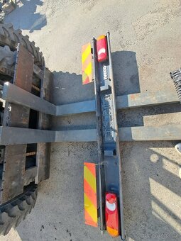 Iveco Eurocargo 7.5E21 E6 rok 12/2015 kabina - 16