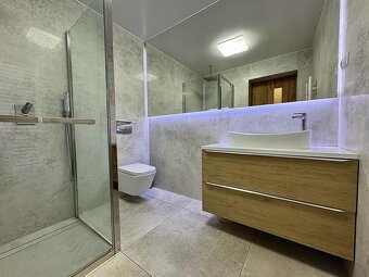 Dom piętrowy w zab. bliźniaczej o pow. 203m2, działka 387m2, - 16