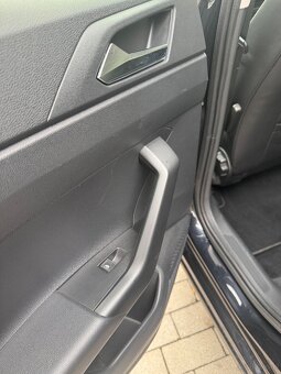 VW Polo DSG Wersja high line pełna opcja model 22 - 16