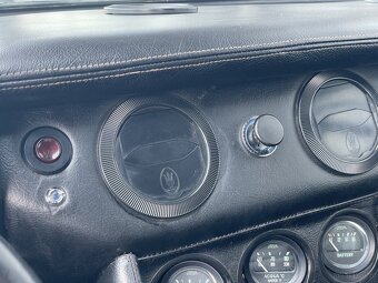 Maserati Indy 4900 1973 r. - 16