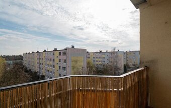 Mieszkanie o pow. 47.50m2, balkon, IVp,, Os.Asnyka - 16