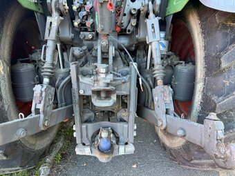 Ciągnik rolniczy Fendt 724 ProfiPlus Vario rok prod. 2018 Tu - 16
