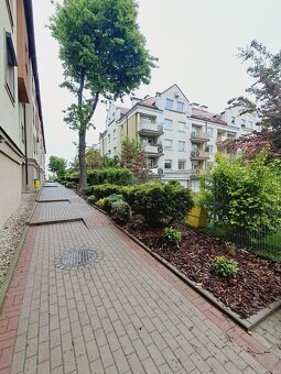 Mieszkanie z antresolą o powierzchni 39.70m2, duży balkon, u - 16