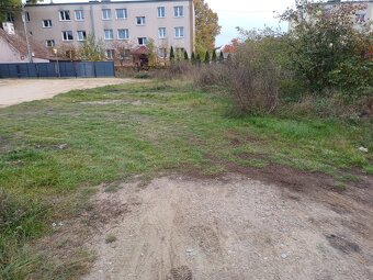 Lokal Usługowy 650 m2+Dom+Dwie działki obok siebie - 16