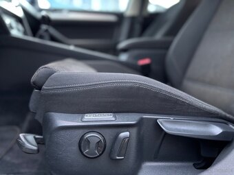 Volkswagen Passat 2.0 TDI 110 kW Highline - 16