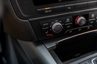 AUDI A6 - 16