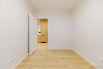 Mieszkanie o powierzchni 50m2, VII piętro, winda, Kalisz - 16