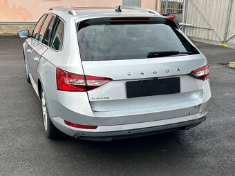 Škoda Superb 2.0 TDI 110 kW DSG - 16