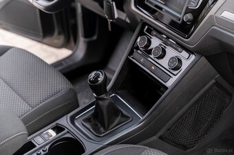 Volkswagen TOURAN 2015r. - 16