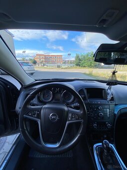 Opel insignia sport tour - 16