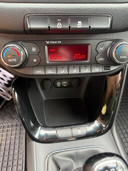 Kia Ceed Combi SW 1.6 CRDI 100Kw GT- LINE - 16