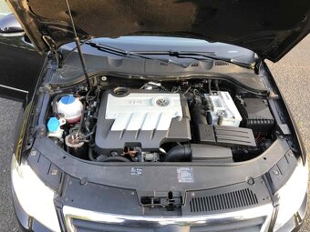 Volkswagen Passat B6 2.0 TDI Sportline - 16